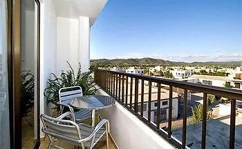 Guest house Can Jurat